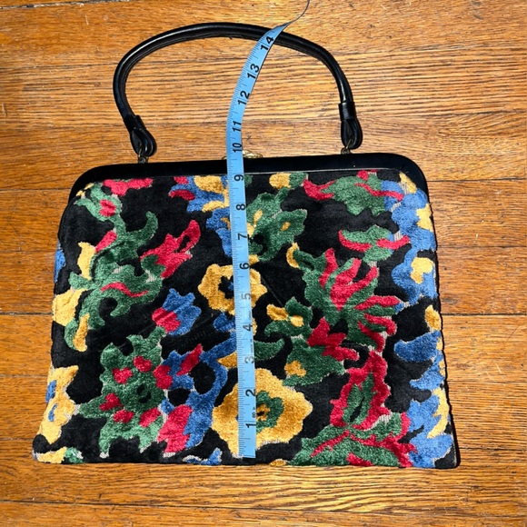 Vintage Tapestry Carpet Bag Purse Colorful Floral Medium Size EUC - Picture 6 of 14